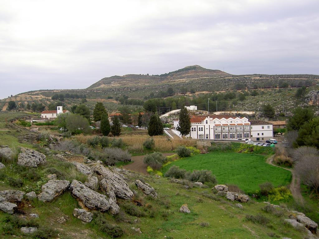 Balneario De Alicun De Las Torres Villanueva de las Torres Εξωτερικό φωτογραφία